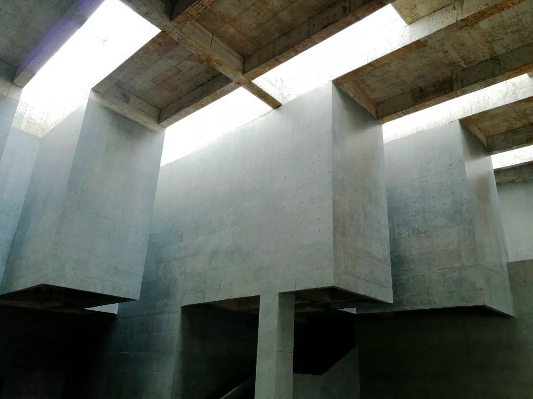 建筑加固設(shè)計師創(chuàng)業(yè)成功案例，建筑加固設(shè)計師的創(chuàng)業(yè)傳奇，從構(gòu)想