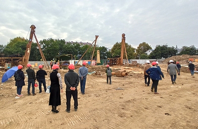 施工地質(zhì)勘察最佳實(shí)踐，施工地質(zhì)勘察，探尋最佳實(shí)踐之道，既點(diǎn)明了主題是關(guān)于施工地質(zhì)勘察，又突出了核心是闡述與之相關(guān)的最佳實(shí)踐內(nèi)容，