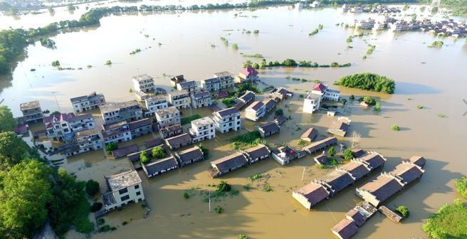 洪澇后建筑修復(fù)技術(shù)，洪澇后建筑修復(fù)技術(shù)，重建家園的關(guān)鍵支撐，直接點明主題洪澇后建筑修復(fù)技術(shù)，后半句強(qiáng)調(diào)該技術(shù)在重建工作中的重要性， 行業(yè)新聞 第2張