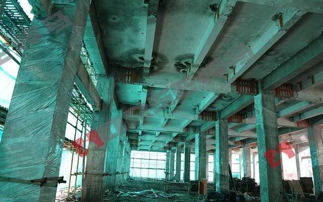 梁粘鋼加固施工常見問題及解決，梁粘鋼加固施工，常見問題剖析與