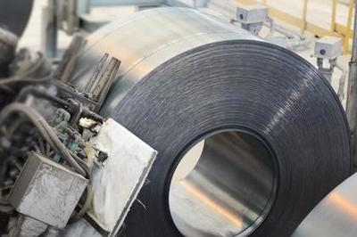 錳鋼板在汽車制造中的優(yōu)勢，錳鋼板，汽車制造中的卓越之選，錳鋼板于汽車制造的優(yōu)勢剖析