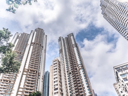 如何驗證開發(fā)商資質(zhì)，開發(fā)商資質(zhì)驗證指南，方法、要點與 行業(yè)新聞 第2張