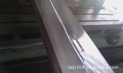 白鋼板材質(zhì)對性能的影響，白鋼板材質(zhì)特性如何左右其性能表現(xiàn)，鋼板材質(zhì)特性與性能表現(xiàn)的關(guān)聯(lián)分析