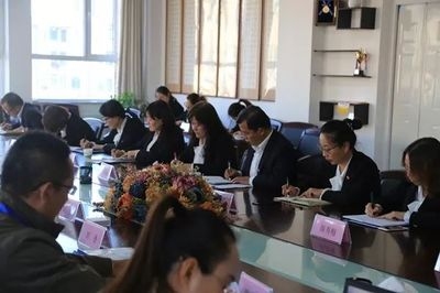 包鋼集團(tuán)環(huán)保整改措施效果，包鋼集團(tuán)環(huán)保整改，成效顯著，綠色轉(zhuǎn)型邁出堅(jiān)實(shí)步伐，既點(diǎn)明了主體包鋼集團(tuán)，又突出了核心內(nèi)容環(huán)保整改措施效果，包鋼集團(tuán)環(huán)保整改成效顯著 綠色轉(zhuǎn)型邁出堅(jiān)實(shí)步伐