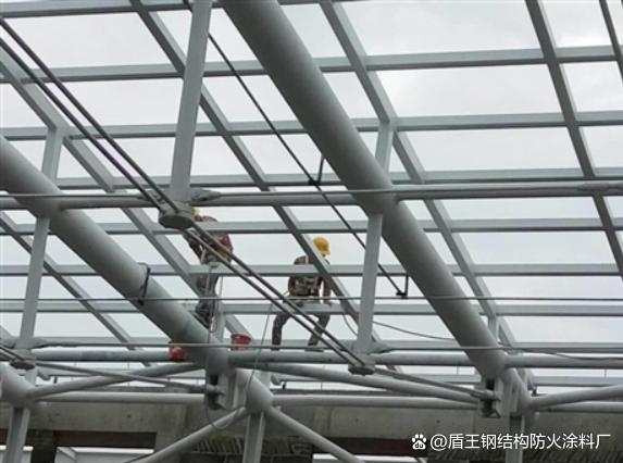 鋼結構防火涂料施工注意事項，鋼結構防火涂料施工，關鍵注意事項詳解
