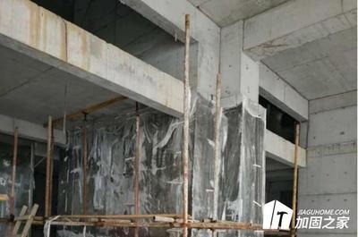 包鋼加固與碳纖維加固對比，包鋼加固與碳纖維加固，特性、優(yōu)勢及應(yīng)用場景對比