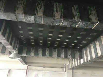 鋼材加固材料與碳纖維對比，鋼材加固材料與碳纖維，性能、應(yīng)用及優(yōu)劣全對比