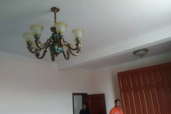 混雜碳纖維結(jié)構(gòu)設(shè)計(jì)案例分析 行業(yè)新聞 第3張 混雜碳纖維結(jié)構(gòu)設(shè)計(jì)案例分析 行業(yè)新聞 第3張