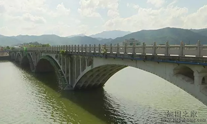 加固工程預(yù)算案例分析，加固工程預(yù)算編制與成本控制實(shí)例解析，（注，若需調(diào)整側(cè)重點(diǎn)，可補(bǔ)充關(guān)鍵詞如結(jié)構(gòu)加固抗震改造等細(xì)化方向）結(jié)構(gòu)加固抗震改造工程預(yù)算編制與成本控制實(shí)例分析 行業(yè)新聞 第2張