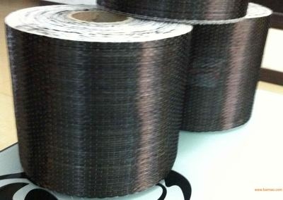 PAN基碳纖維布與其他類型性能比較