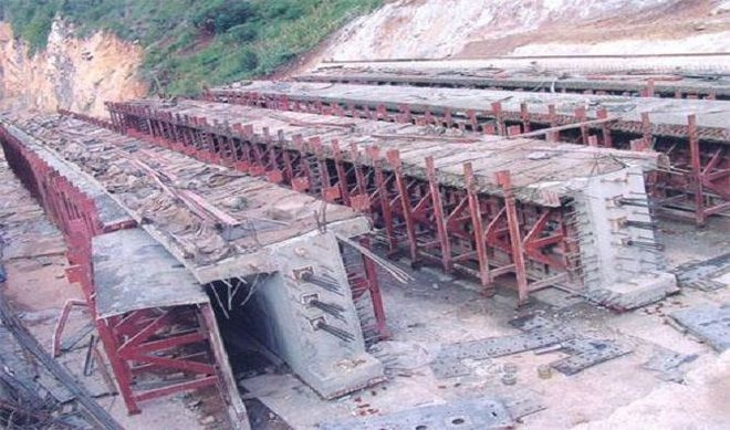 不同模板材料成本效益分析