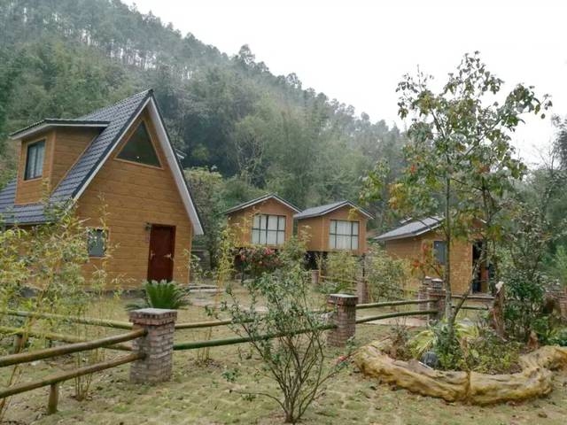 民宿木屋室內(nèi)裝修效果圖，民宿室內(nèi)裝修風(fēng)格展示