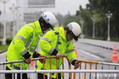 緊急加固中的交通管制如何影響費用？管制緊急加固對費用