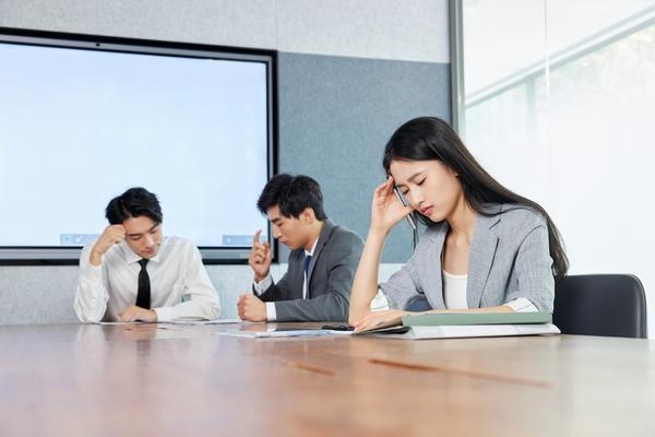 面試展現(xiàn)團(tuán)隊(duì)協(xié)作的實(shí)例選擇，中如何展示團(tuán)隊(duì)協(xié)作能力，精選實(shí)例