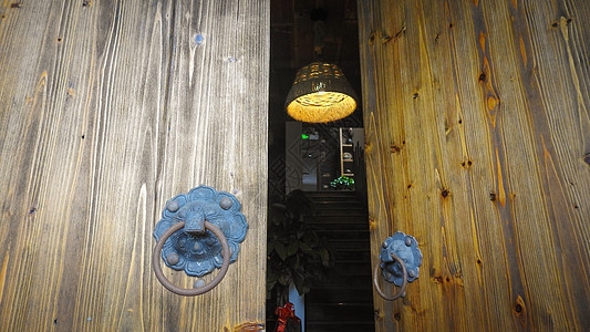 民宿出入大門設(shè)計，幾種不同風(fēng)格的標(biāo)題供你參考，，實(shí)用干貨風(fēng)，解鎖民宿出入大門的精妙設(shè)計之道，文藝清新風(fēng)，邂逅詩意棲居，民宿出入大門的設(shè)計美學(xué)，專業(yè)聚焦風(fēng)，聚焦民宿關(guān)鍵節(jié)點(diǎn)