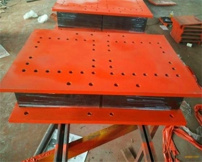 橋梁鋼板國際標(biāo)準(zhǔn)對比，幾種不同風(fēng)格的標(biāo)題供你參考，你可以根據(jù)具體需求進行選擇，，正式嚴(yán)謹(jǐn)風(fēng)，橋梁鋼板國際標(biāo)準(zhǔn)深度對比解析，突出重點風(fēng)，聚焦橋梁鋼板，國際標(biāo)準(zhǔn)全方位對比，簡潔直白風(fēng)，橋梁鋼板之國際標(biāo)準(zhǔn)大比拼