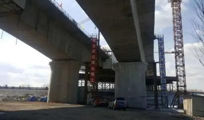 橋梁加固施工對(duì)交通影響最小化方法，幾種不同風(fēng)格的標(biāo)題供你選擇，，專業(yè)嚴(yán)謹(jǐn)風(fēng)，橋梁加固施工中實(shí)現(xiàn)交通影響最小化的科學(xué)方法，實(shí)用導(dǎo)向風(fēng)，巧施妙法，讓橋梁加固施工對(duì)交通干擾降至最低，目標(biāo)明確風(fēng)，聚焦橋梁加固，探尋 行業(yè)新聞 第5張