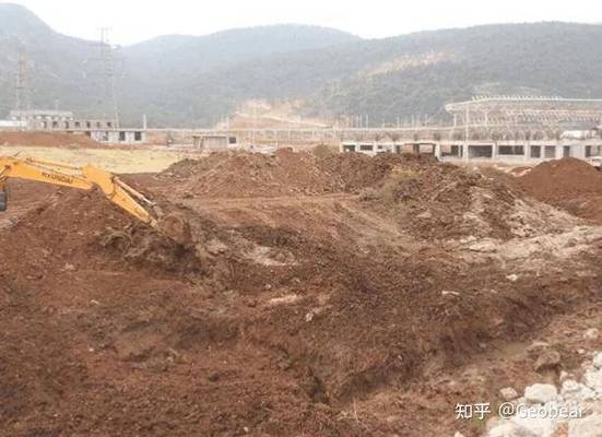 軟土地基加固成本比較，幾種不同風格的標題供你參考，你可以根據具體需求進行選擇，，專業(yè)嚴謹風，軟土地基加固成本深度對比分析，實用直白風，一文看懂軟土地基加固的成本差異，突出重點風，聚焦軟土地基，