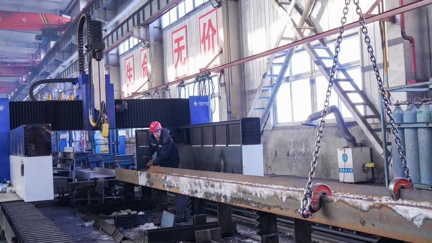 黃山鋼結(jié)構(gòu)董事長是誰（黃山鋼結(jié)構(gòu)的董事長是誰）