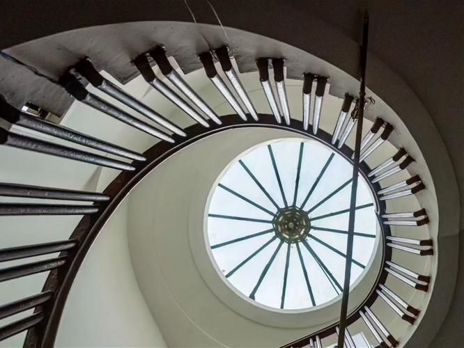 螺旋樓梯效果圖大全(51種螺旋樓梯創(chuàng)意設(shè)計,讓人大飽眼福!)