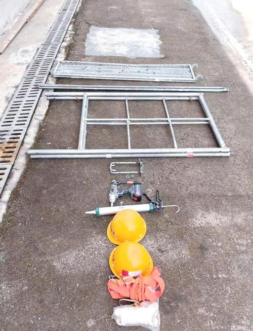 屋面加固方法有哪些圖片(農(nóng)村老房想加層怕基礎(chǔ)受不住教你4大基礎(chǔ)加固法)