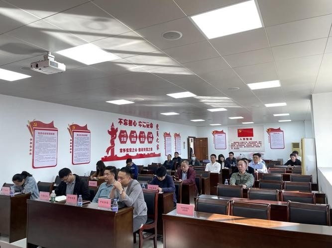 陸豐鋼結構公司領導班子成員簡歷