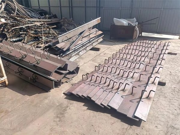 附近鋼板加工廠（西安地區(qū)多家鋼板加工廠的聯(lián)系方式和地址）