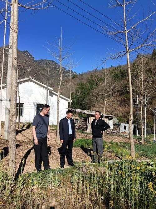 鹿寨鋼結(jié)構(gòu)公司董事長簡歷介紹（鹿寨縣鋼結(jié)構(gòu)公司董事長簡歷介紹）