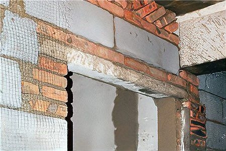 如何選擇合適的門(mén)窗過(guò)梁類(lèi)型和尺寸？（選對門(mén)窗過(guò)梁類(lèi)型和尺寸直接關(guān)系到房屋安全和耐用）